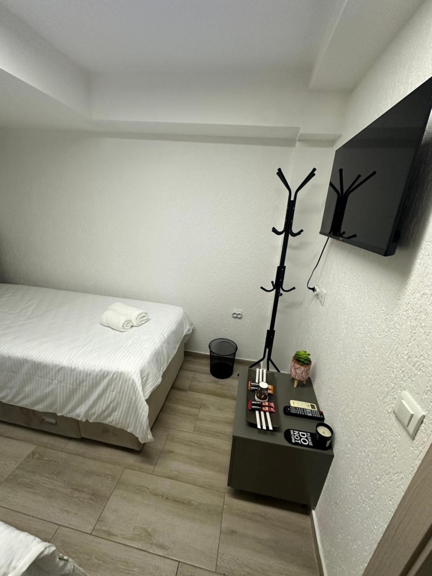 Next Rooms 斯科普里 外观 照片