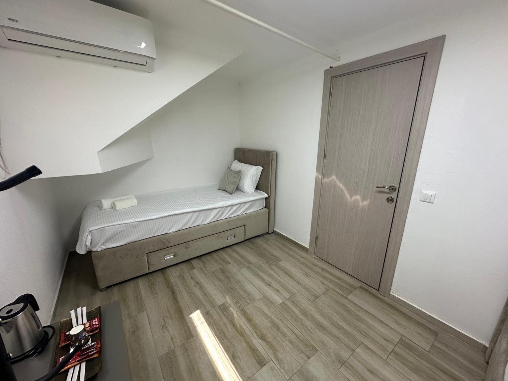 Next Rooms 斯科普里 外观 照片